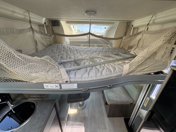 768 Titanium (Automatique)