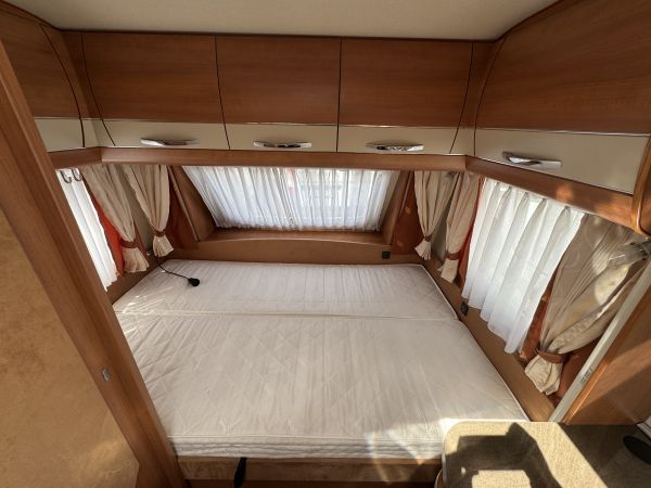 440 SF Excellent
