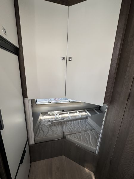 Cocoon 483 (Automatique)