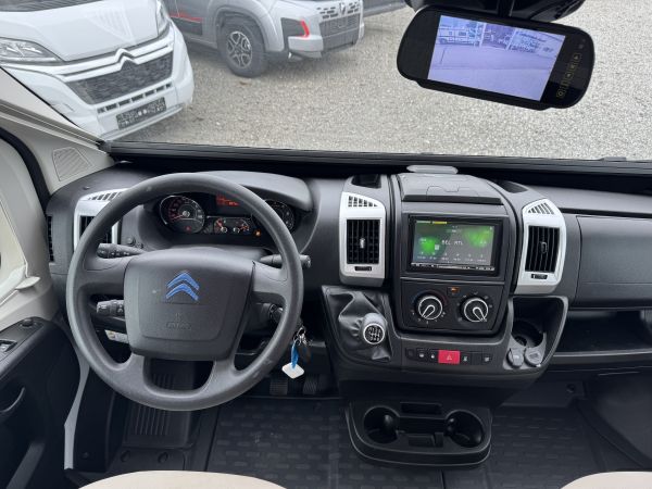 Adria Coral Axess 650 DC