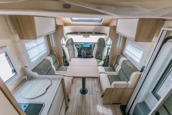 Sovereign 370 2027 (Automatique)