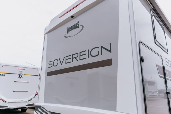 Sovereign 370 2027 (Automatique)