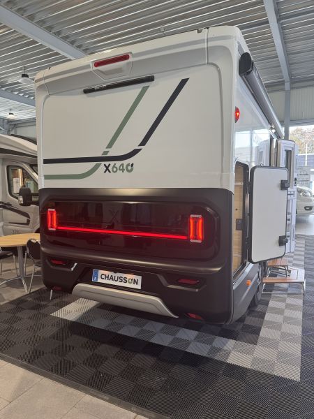 X 640 2027 (Automatique)