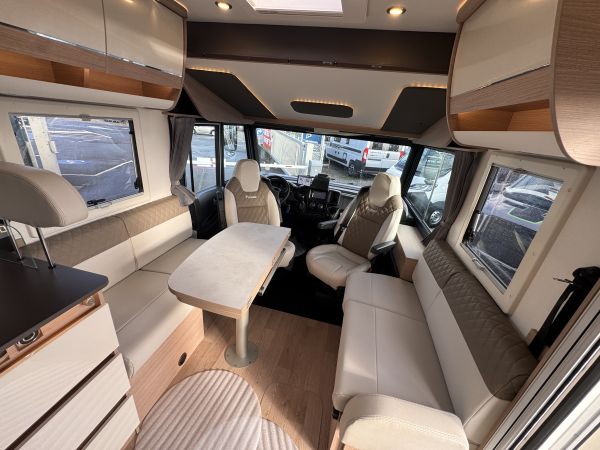 Famili JC 740 (Automatique) 