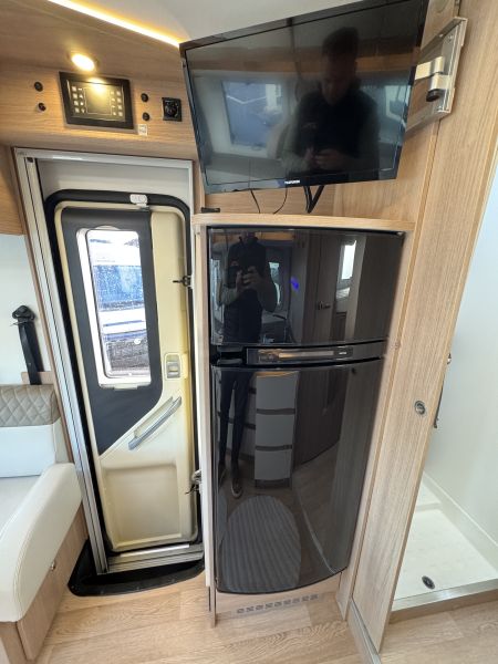 Famili JC 740 (Automatique) 